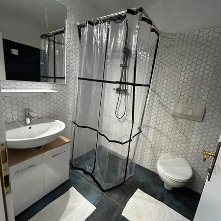 Andys Edelweiss Apartamento *